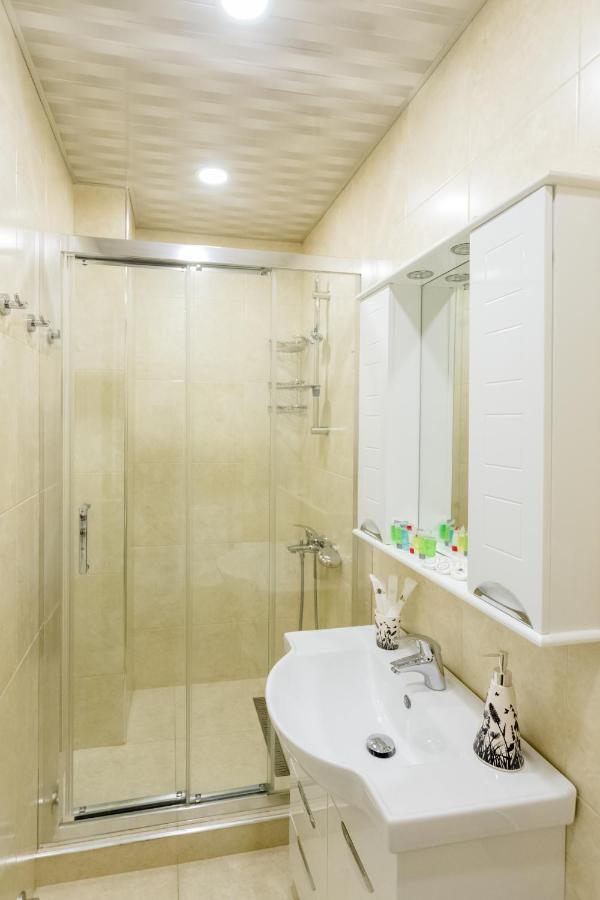 Downtown Two-Bedroom Apartment Ll Тбилиси Экстерьер фото